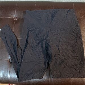 Onzie Black Textured Leggings